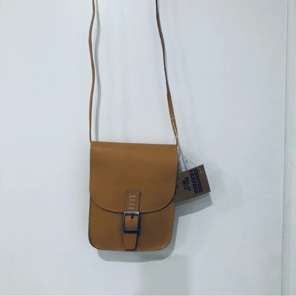 GENUINE LEATHER BY BARGANZA CROSSBODY - Picture 2 of 11